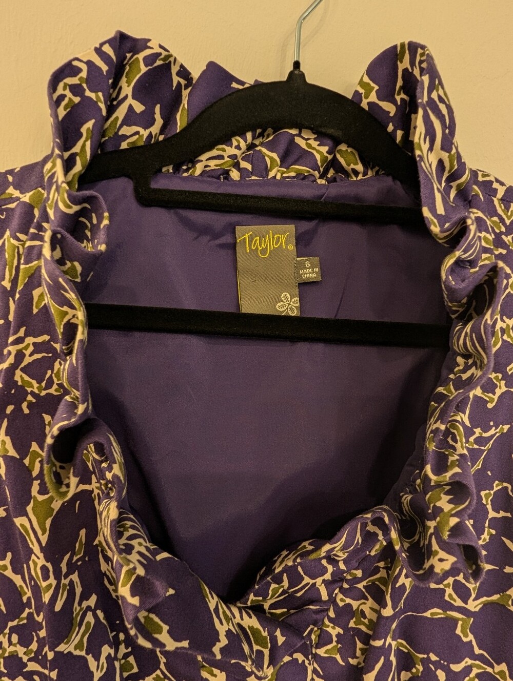 Nordstrom Taylor Purple Side Zip Dress With Stretch Ruffle Collar Size 6 - Picture 2 of 6